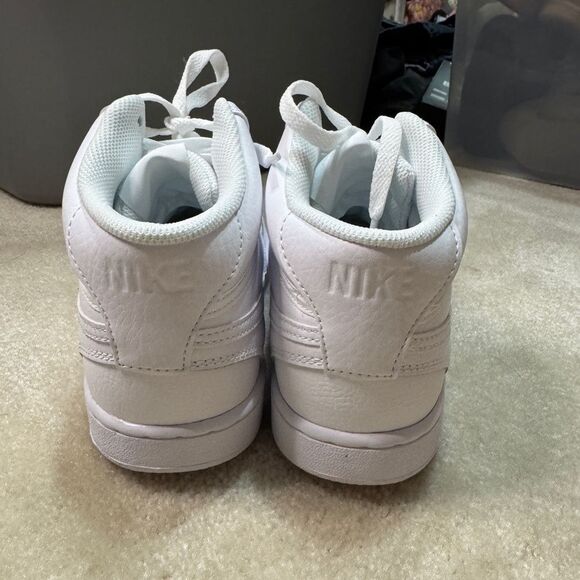 Women’s Nike Court Vision Mid Sz 8 - Picture 4 of 6